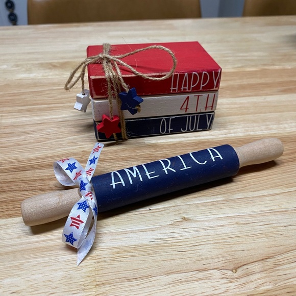 Other - 4th of July decor